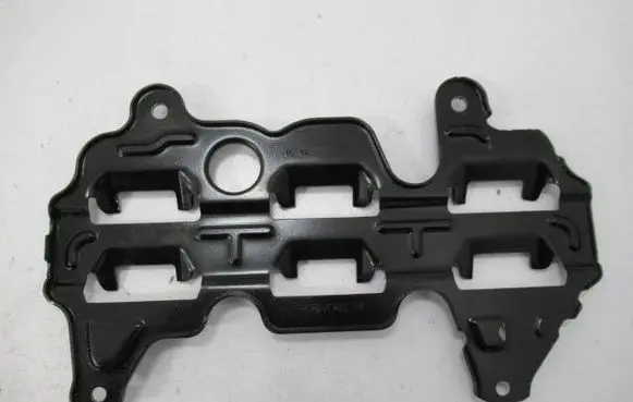 Engine mounting bracket