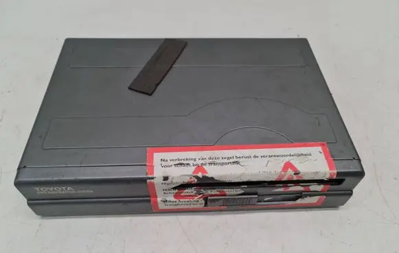 Toyota Corolla Verso AR10 Navigation unit CD/DVD player 0866200880 AAAB133784 020814