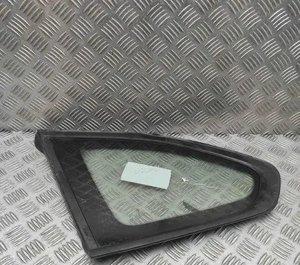 BMW X1 F48 F49 Rear side window 7349647
