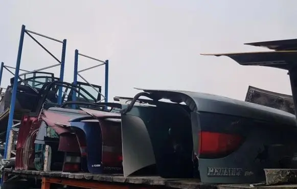 Renault Megane I Tailgate/trunk/boot lid melynas