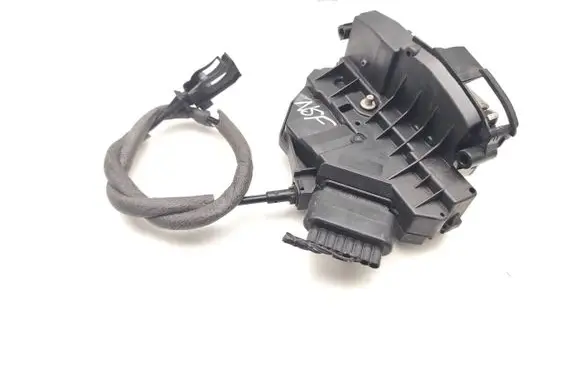 Ford Focus Front door lock BM5A-A21813-DB 921763-101