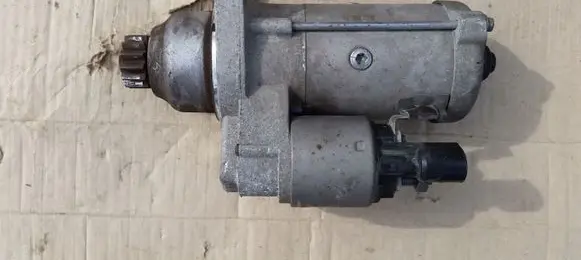 Volkswagen Golf VII Starter motor AM911023M