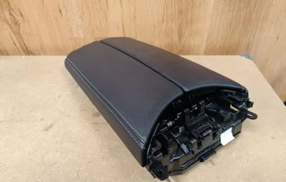 Mercedes-Benz GLC X253 C253 Armrest A2056808804