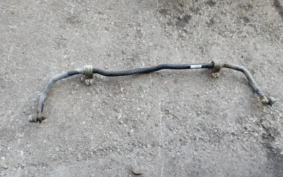Volkswagen Tiguan Front anti-roll bar/sway bar 3C0411303AA 207862 17KW019SAA