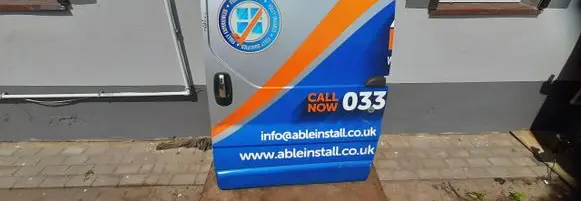 Renault Trafic II (X83) Side sliding door LAK.