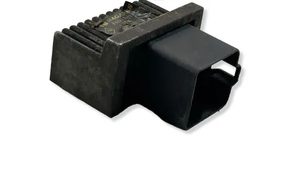 Renault Laguna II Glow plug pre-heat relay 