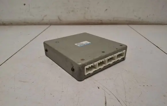 Mazda 6 Engine control unit/module L81318881H E6T52477H3