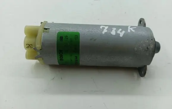 Audi Q7 4L Seat adjustment motor 013002529