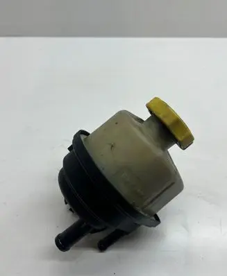 Chrysler Pacifica Power steering fluid tank/reservoir 04743175AC PA66GF33