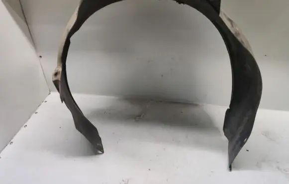 Audi 80 90 S2 B4 Front wheel arch liner splash guards