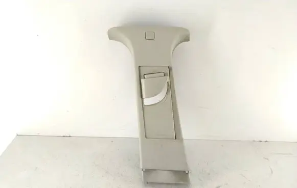 Fiat Freemont (B) pillar trim (top) 100000320 4AHCAM057 1BG11HBAAD