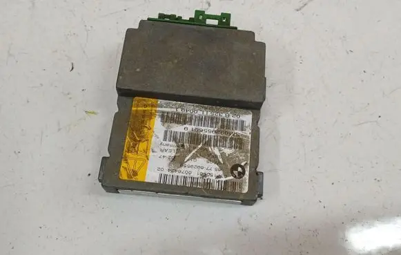BMW 7 E65 E66 Airbag control unit/module 037150061