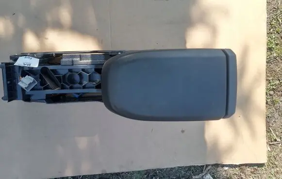Ford Kuga I Armrest 7M51R045M62