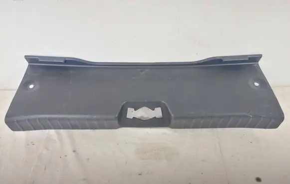 Hyundai i30 Trunk/boot sill cover protection 857702R000