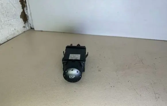 Audi TT Mk1 ESP (stability program) switch 8N0927134