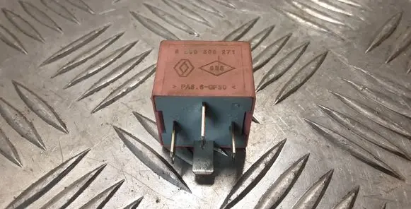 Renault Trafic II (X83) Other relay 8200308271