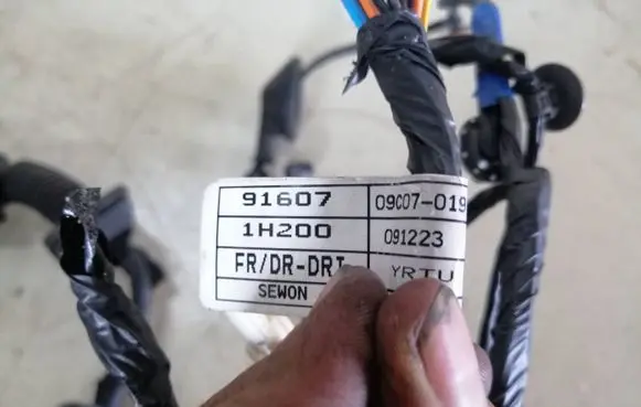 KIA Ceed Front door wiring loom 91607-1h200