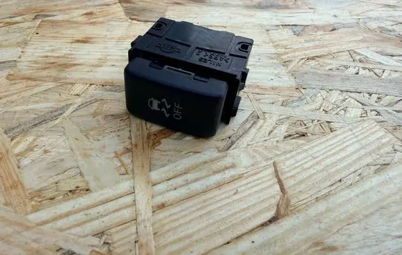 Nissan Qashqai Traction control (ASR) switch 25145JD00A
