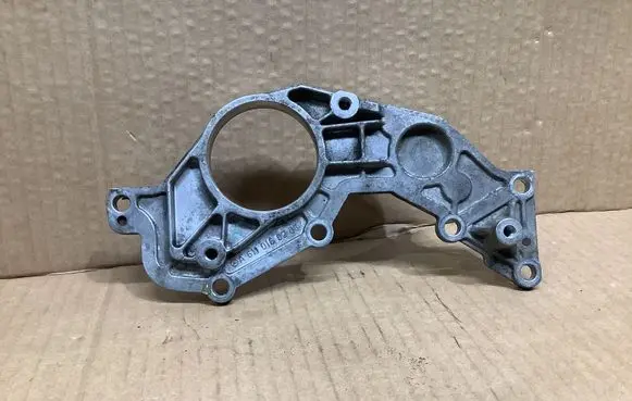 Mercedes-Benz E W211 Timing belt guard (cover) A6110160206