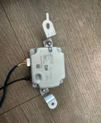 Lexus LBX Other devices 8647052010