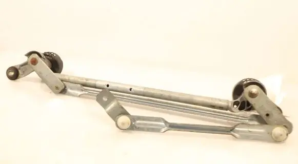 Nissan Qashqai Front wiper linkage 315A