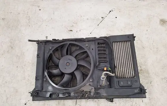Peugeot 308 Radiator support slam panel