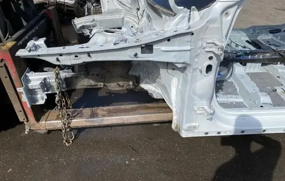 Mazda MX-30 Front quarter panel 
