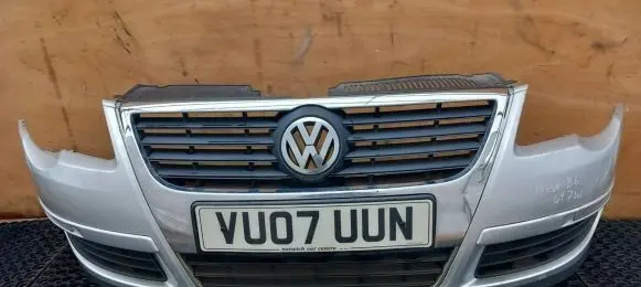 Volkswagen PASSAT B6 Front bumper