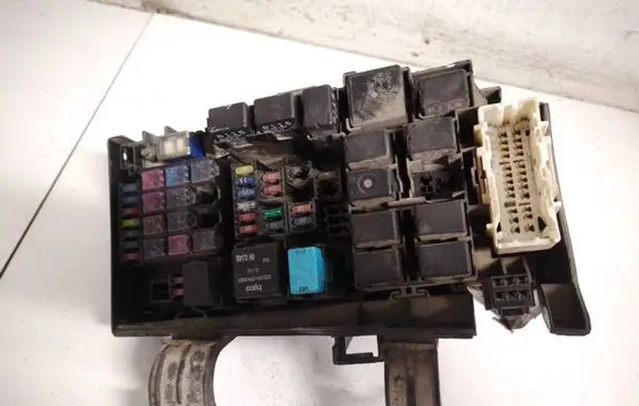 Mazda 6 Fuse box set