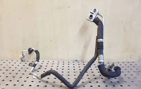 Jaguar XF X250 Air conditioning (A/C) pipe/hose