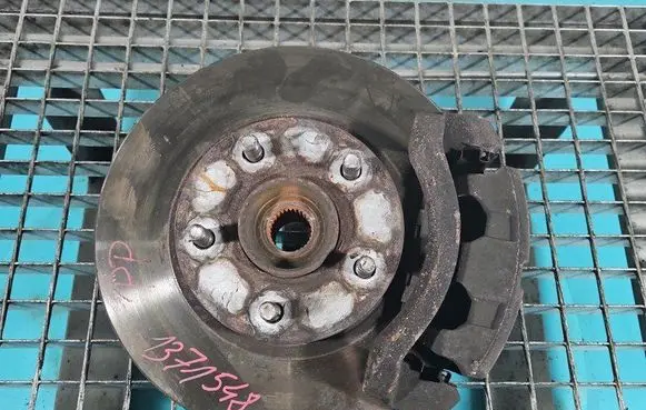 Nissan X-Trail T30 Front wheel hub spindle knuckle IMPRK1371548
