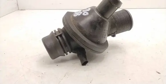 BMW 3 F30 F35 F31 Thermostat 6601544 863568902 GA989003