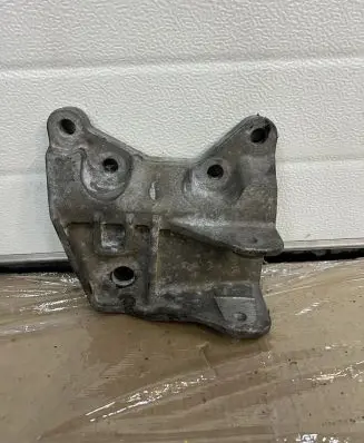Land Rover Discovery Sport other engine part GJ326P096AD F479