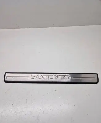 KIA Sorento Front sill trim cover 858873E000