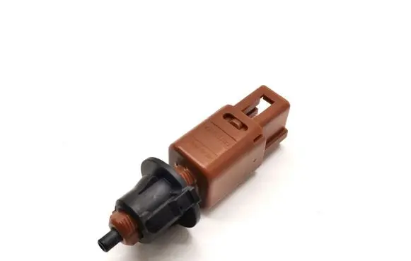 Nissan Leaf I (ZE0) Brake pedal sensor switch 13126MN