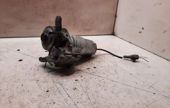 Toyota RAV 4 (XA30) Mechanical fuel pump 