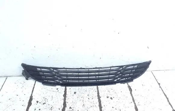 Renault Megane III Front bumper lower grill 622540001R 00010300170