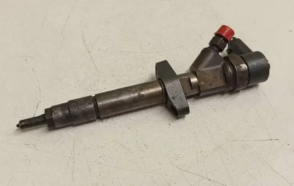 Renault Laguna II Fuel injector 0445110084 8200084534