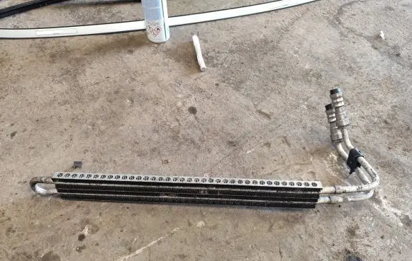 BMW 3 E92 E93 Power steering radiator 752205207 11074810 0620121262