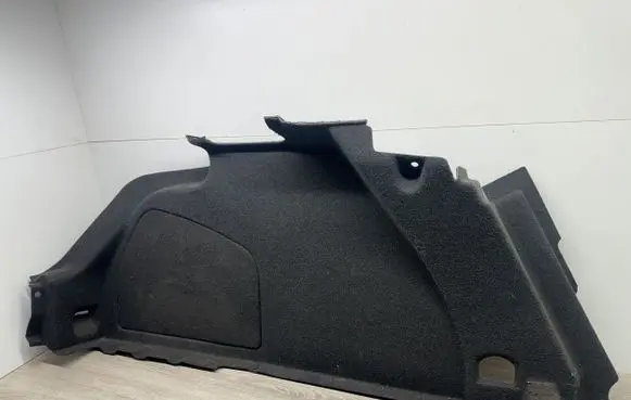 Trunk/boot side trim panel