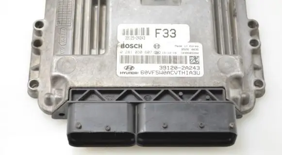 Hyundai i40 Engine control unit/module 391202A243