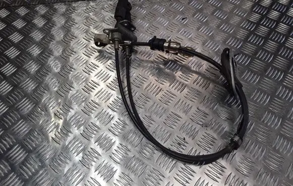 Toyota Yaris Gear shift cable linkage