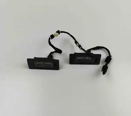 Volkswagen PASSAT B8 Number plate light 5NA943021