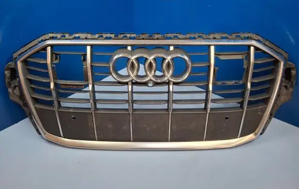 Front bumper upper radiator grill