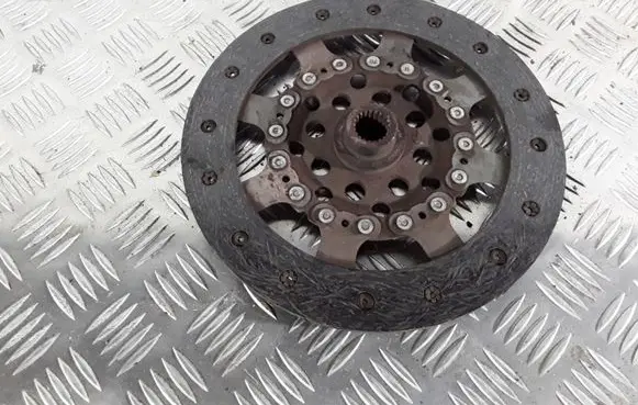 Nissan Qashqai Clutch pressure plate 