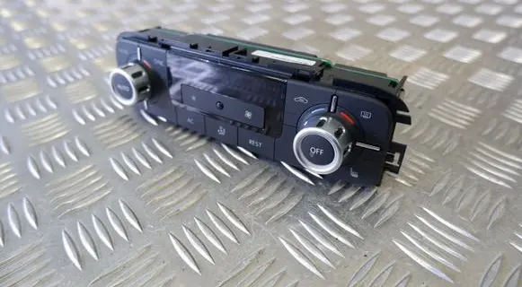 Volkswagen Touareg II Climate control unit 7P6907040BK 5HB011315
