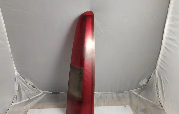 Volvo V70 Rear/tail lights 9157800