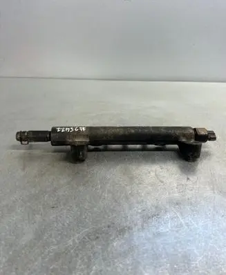 Nissan X-Trail T30 Fuel main line pipe 042009f0411