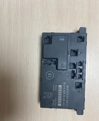 Mercedes-Benz CLS C219 Door control unit/module 2198202426