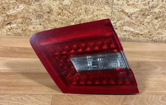 Mercedes-Benz E W212 Tailgate rear/tail lights A055364